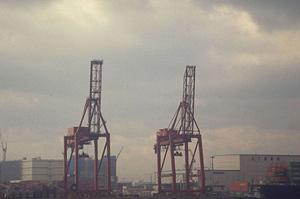 オーバーホールを施した中古を販売